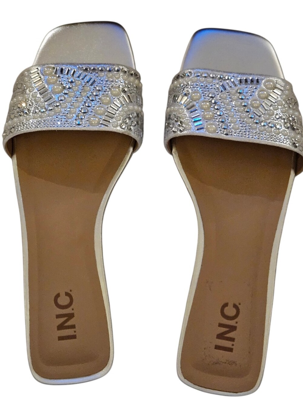INC NWOT Macys  Silver Rhinestone Pearl Flat Slide Sandals 8.5M